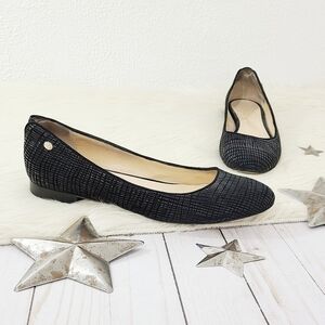 Joan Oloff ballet flats black textured leather 42